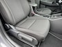 Hyundai Kona Electric Comfort Smart 65.4 kWh / Fabrieksgarantie tot 9-2030 / SOH 100% / Stuur- & Stoel verwarming / Achteruitrijcamera / Apple Carplay Android Auto / Keyless Entry/Start / Adaptief cruise control / Climate control /
