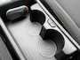 Hyundai Kona Electric Comfort Smart 65.4 kWh / Fabrieksgarantie tot 9-2030 / SOH 100% / Stuur- & Stoel verwarming / Achteruitrijcamera / Apple Carplay Android Auto / Keyless Entry/Start / Adaptief cruise control / Climate control /