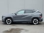 Hyundai Kona Electric Comfort Smart 65.4 kWh / Fabrieksgarantie tot 9-2030 / SOH 100% / Stuur- & Stoel verwarming / Achteruitrijcamera / Apple Carplay Android Auto / Keyless Entry/Start / Adaptief cruise control / Climate control /