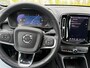 Volvo C40 Recharge Ultimate 69 kWh | Adaptieve Cruise Control | Panoramadak | 20" Velgen | 360° Parkeercamera | Stoel-/Stuurverwarming | Standkachel | Dodehoek Detectie | Warmtepomp |