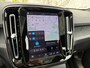 Volvo C40 Recharge Ultimate 69 kWh | Adaptieve Cruise Control | Panoramadak | 20" Velgen | 360° Parkeercamera | Stoel-/Stuurverwarming | Standkachel | Dodehoek Detectie | Warmtepomp |