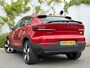 Volvo C40 Recharge Ultimate 69 kWh | Adaptieve Cruise Control | Panoramadak | 20" Velgen | 360° Parkeercamera | Stoel-/Stuurverwarming | Standkachel | Dodehoek Detectie | Warmtepomp |