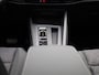 Volkswagen Golf Variant 1.5 eTSI Life Edition 116 PK Automaat | IQ Light | Apple Carplay draadloos | 360 Camera | Keyless access | Achterklep elektrisch | Ruiten getint | Stoelverwarming | Android Auto draadloos | Climate control | 17" Lichtmetalen velgen | Stuurverwarming |