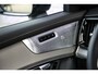 Volvo XC90 T8 Plug-in hybrid AWD Ultra Black Edition Executive | Luchtvering | Gelaagd Glas | Bowers & Wilkins | Massage & Ventilatie Stoelen | Panoramadak |