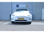Tesla Model Y RWD 58 kWh Trekhaak (1.600kg), 20" Alu, AutoPilot3.0 Ryzen