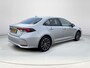 Toyota Corolla Sedan 1.8 Hybrid Dynamic | Parkeersensoren | Carplay | Stoelverwarming | 17 inch LM-velgen |