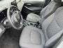 Toyota Corolla Sedan 1.8 Hybrid Dynamic | Parkeersensoren | Carplay | Stoelverwarming | 17 inch LM-velgen |