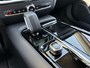Volvo V60 2.0 T6 Plug-in hybrid AWD Essential Bright | Cruise Control | Lederen Bekleding | Stoel-/Stuurverwarming | Parkeercamera | Trekhaak |