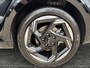 Kia K4 GT-Line Launch Edition 1.0 T-GDi MHEV 116pk | SCHUIF/KANTELDAK | ELEKTR. VERSTELB. STOEL | FULL-LED | STOEL- + STUURWIELVERW. | EXTRA GETINTE RAMEN |
