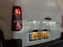 Toyota PROACE CITY Electric Challenger 50 KWH - NIEUW UIT VOORRAAD LEVERBAAR - 2 DEUREN ACHTER - 1 SCHUIFDEUR - 2 PERSOONS UITVOERING - AIRCO - BLUETOOTH - PARKEERSENSOREN ACHTER - MIDDENARMSTEUN - CENTRALE VERGRENDELING MET AFSTANDSBEDIENING - DAB AUDIO