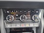 Skoda Karoq 1.5 TSI ACT Sportline Business | Navigatie/Android/Apple Carplay | LM Velgen 18" | Voorstoelen/Achterbank Verwarmd | Elektrisch Glazen Panoramadak | Cruise Control Adaptief | Airco |