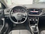 Volkswagen T-Roc 1.0 TSI 115pk T-Roc Style | Carplay | Stoelverwarming | Adaptieve Cruisecontrol | Parkeersensoren V&A |
