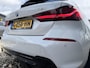BMW 1-Serie 118i 140PK SPORT LINE EXECUTIVE APPCARPLAY/LED/ NAVI/DIGICOCKPIT/2xPDC/S&S/LMV/MEDIA/BTA - 1 EIG./NL AUTO/KM=NAP
