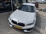 BMW 1-Serie 118i 140PK SPORT LINE EXECUTIVE APPCARPLAY/LED/ NAVI/DIGICOCKPIT/2xPDC/S&S/LMV/MEDIA/BTA - 1 EIG./NL AUTO/KM=NAP