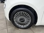 Fiat 500 Passion 42 kWh Navigatie | Apple Car Play/Android Auto | Lichtmetalen Velgen |