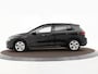 Volkswagen Golf 1.0 eTSI 110pk DSG Life · Camera · Apple/Android Car Play · Sfeerverlichting · P-Sensoren · Navigatie · 16'' Inch · Garantie t/m 04-02-2028 of 100.000km