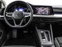 Volkswagen Golf 1.0 eTSI 110pk DSG Life · Camera · Apple/Android Car Play · Sfeerverlichting · P-Sensoren · Navigatie · 16'' Inch · Garantie t/m 04-02-2028 of 100.000km ·  · EXTRA INRUILKORTING ·