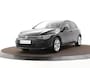 Volkswagen Golf 1.0 eTSI 110pk DSG Life · Camera · Apple/Android Car Play · Sfeerverlichting · P-Sensoren · Navigatie · 16'' Inch · Garantie t/m 04-02-2028 of 100.000km ·  · EXTRA INRUILKORTING ·