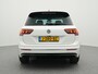 Volkswagen Tiguan R-Line 1.5 TSI 150 PK DSG | LED | Achteruitrijcamera | Trekhaak | Stoelverwarming | Adaptieve Cruise Control |