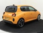Renault Twingo urban range techno 27.5 kWh 80 PK | Pack Privilège | lichtmetalen velgen 18" | Jaune Mango