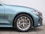 BMW 3-Serie Touring 330i Introduction High Executive 259 Pk Automaat Navi / DAB / Apple Carplay / PDC / Stoelverwarming