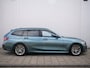 BMW 3-Serie Touring 330i Introduction High Executive 259 Pk Automaat Navi / DAB / Apple Carplay / PDC / Stoelverwarming
