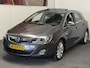 Opel Astra 1.4 TURBO SPORT AUTOMAAT SCHUIFDAK CRUISE CONTROL CLIMATE CONTROL GLAZEN SCHUIF/KANTELDAK BLUETOOTH TELEFOON AFN. TREKHAAK 17" LICHTMETALEN VELGEN PDC ZEER MOOI !!