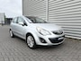 Opel Corsa 1.4-16V Cosmo | Automaat | Parkeersensoren | Navigatie | Trekhaak | Airco