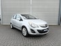 Opel Corsa 1.4-16V Cosmo | Automaat | Parkeersensoren | Navigatie | Trekhaak | Airco