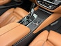 BMW 5-Serie 520i Business Edition Plus M Sport Trekhaak / Schuifdak / Stuurverwarming