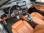 BMW 5-Serie 520i Business Edition Plus M Sport Trekhaak / Schuifdak / Stuurverwarming