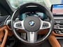 BMW 5-Serie 520i Business Edition Plus M Sport Trekhaak / Schuifdak / Stuurverwarming