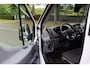 Ford Transit 350 2.0 TDCI L2H2 Trend 2017 | Airco | Cruise Control | Navigatie | Trekhaak | Goed Onderhouden | 2 Sleutels | Nationale Autopas | Spraakbediening | DAB Radio | Parkeersensoren
