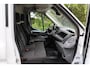 Ford Transit 350 2.0 TDCI L2H2 Trend 2017 | Airco | Cruise Control | Navigatie | Trekhaak | Goed Onderhouden | 2 Sleutels | Nationale Autopas | Spraakbediening | DAB Radio | Parkeersensoren