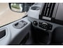 Ford Transit 350 2.0 TDCI L2H2 Trend 2017 | Airco | Cruise Control | Navigatie | Trekhaak | Goed Onderhouden | 2 Sleutels | Nationale Autopas | Spraakbediening | DAB Radio | Parkeersensoren