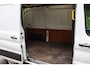 Ford Transit 350 2.0 TDCI L2H2 Trend 2017 | Airco | Cruise Control | Navigatie | Trekhaak | Goed Onderhouden | 2 Sleutels | Nationale Autopas | Spraakbediening | DAB Radio | Parkeersensoren