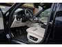 BMW 5-Serie M550i xDrive High Executive Schuifdak Adapt. Cruise Massage Harman/Kardon Stoelvent. 20''LM