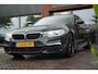 BMW 5-Serie M550i xDrive High Executive Schuifdak Adapt. Cruise Massage Harman/Kardon Stoelvent. 20''LM