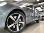 Volvo V40 1.5 T3 Polar+ Sport | Trekhaak | Pano | Adapt. Cruise | R-Design | Vol leder | Memory Seat | Blis | Camera | Harman&Kardon audio | Standkachel |