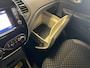 Renault Captur 0.9 TCe Intens TREKHAAK / EASY LIFE PACK / CLIMATE CONTROLE / NAVIGATIE / CRUISE CONTROLE.