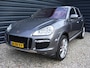 Porsche Cayenne 4.8 Turbo