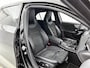 Mercedes-Benz A-klasse 160 Business Solution AMG Nightpakket | Trekhaak | Sfeerverlichting | Augmented Reality | Led | Parkeerpakket met Camera | Inclusief 24 maanden Mercedes-Benz Certified garantie voor Europa.