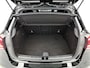 Mercedes-Benz A-klasse 160 Business Solution AMG Nightpakket | Trekhaak | Sfeerverlichting | Augmented Reality | Led | Parkeerpakket met Camera | Inclusief 24 maanden Mercedes-Benz Certified garantie voor Europa.