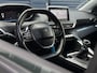 Peugeot 5008 1.2 PureTech Blue Lease Executive | Trekhaak | Cruise Control | Climate Control | Navigatie | Parkeersensoren | Apple Carplay/Android Auto | Draadloze telefoonlader | Lichtmetalen velgen | Dealer Onderhouden |