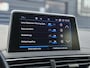Peugeot 5008 1.2 PureTech Blue Lease Executive | Trekhaak | Cruise Control | Climate Control | Navigatie | Parkeersensoren | Apple Carplay/Android Auto | Draadloze telefoonlader | Lichtmetalen velgen | Dealer Onderhouden |
