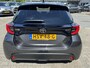 Toyota Yaris HYBRID 115 DYNAMIC COMFORT-PACK STOEL/STUURVERW PARK-SENSOREN BLIND-SPOT APPLE/ANDROID KEYLESS 16" LM-VELGEN ALL-SEASONS NL-AUTO