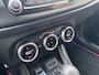 Alfa Romeo Giulietta 1.4 Turbo MultiAir Super AUTOMAAT TREKHAAK CLIMA VOL ORIG NL NAP