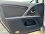 Toyota Avensis Wagon 1.8 VVTi Business Automaat [ navi,ecc,cruise,17``lmv,trekhaak ]
