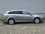 Toyota Avensis Wagon 1.8 VVTi Business Automaat [ navi,ecc,cruise,17``lmv,trekhaak ]
