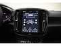 Volvo XC40 Recharge Plus 70kWh 3-fase [ Navi apple / android Comfortstoelen Stoelverwarming Camera ]